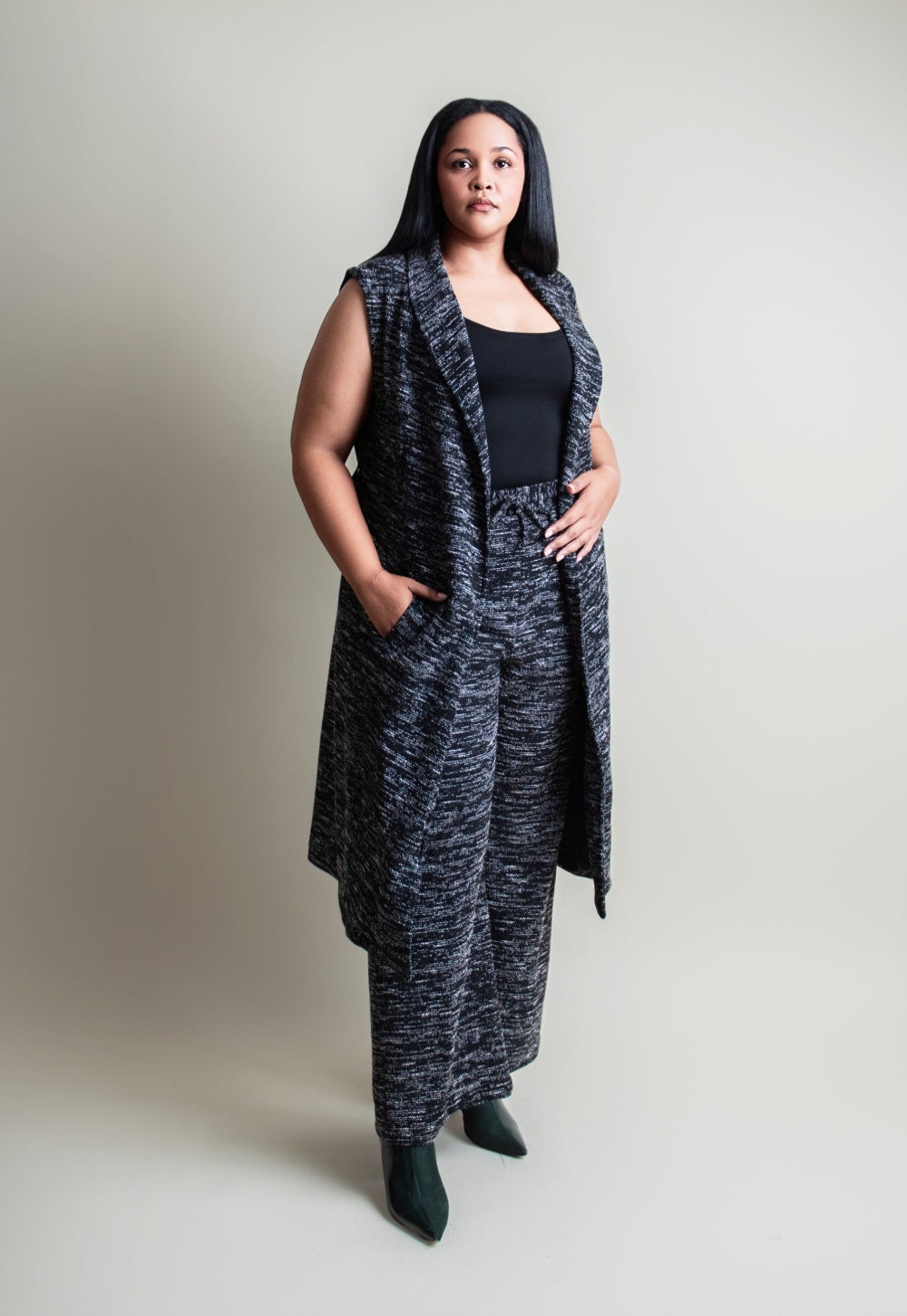 Sleeveless coat