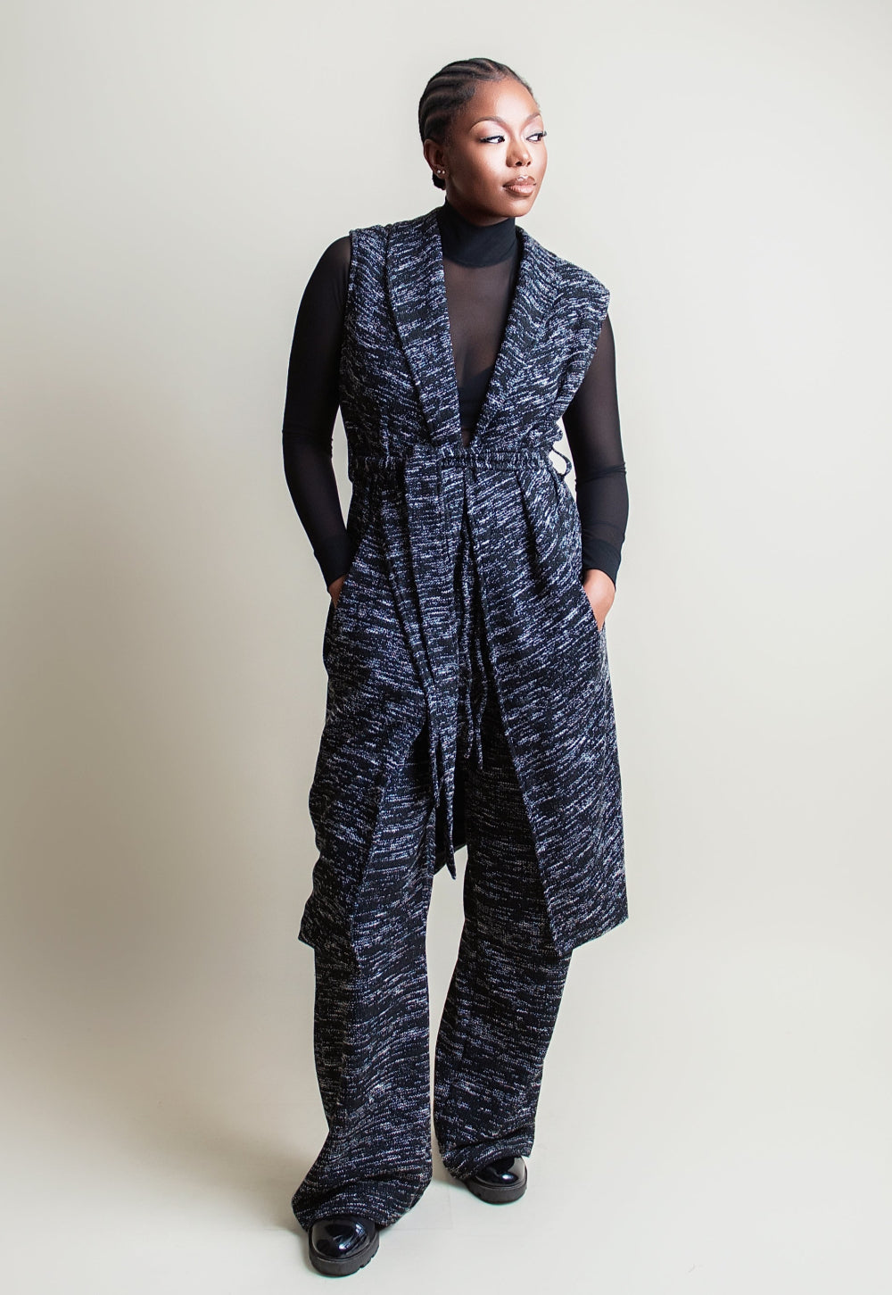 Sleeveless coat
