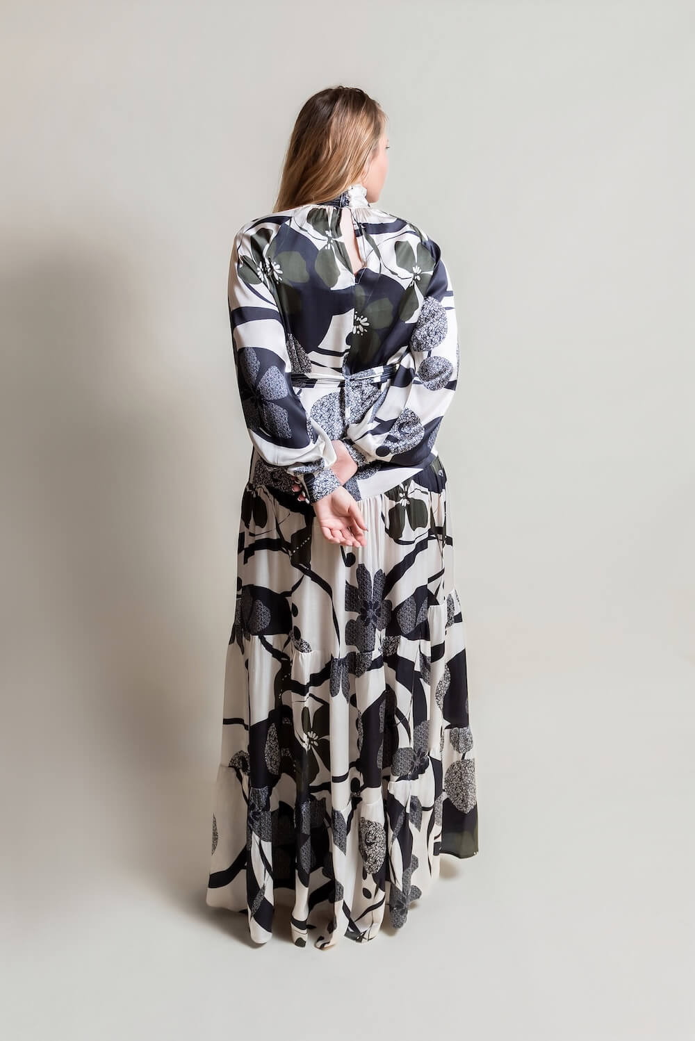 Baroque dress