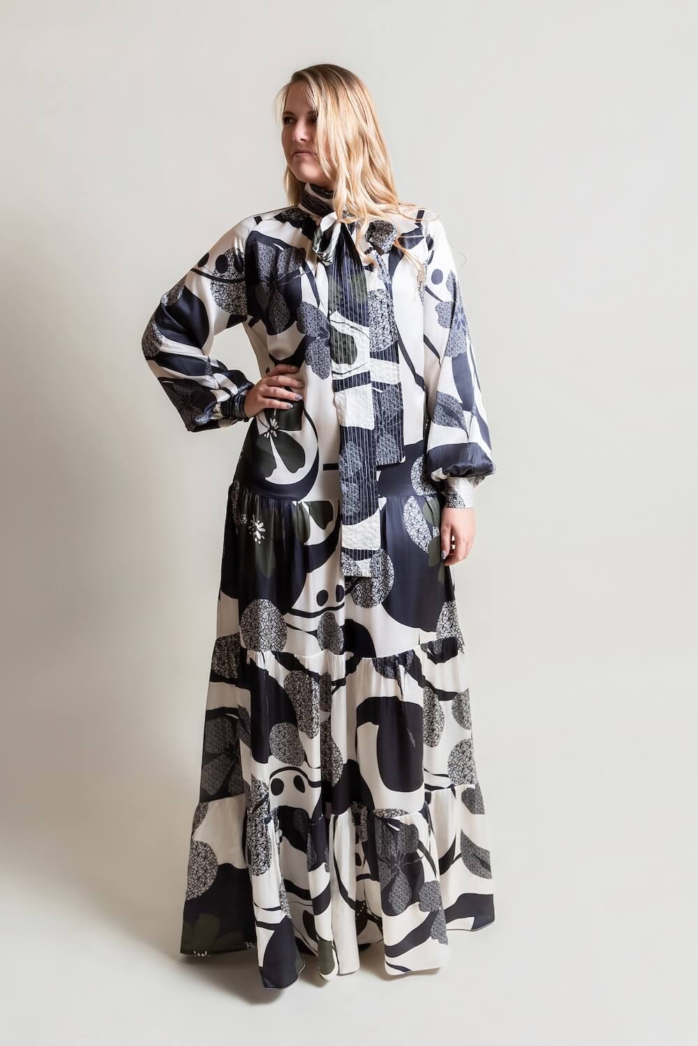 Baroque dress